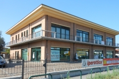 08