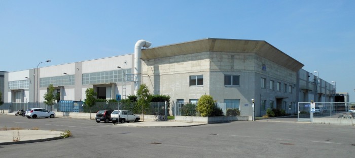 Laboratorio per Anodizzazione di profili in Alluminio